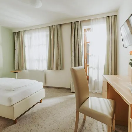 Mein Fast Hotel Wenigzell