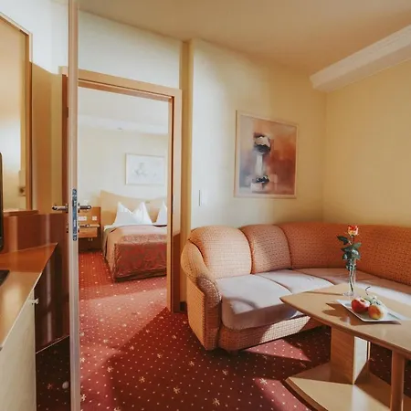 Hotel Mein Fast 4*