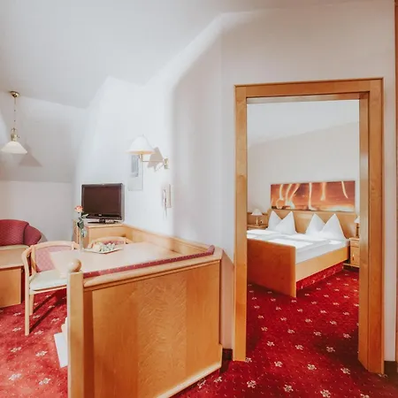 Hotel Mein Fast 4*