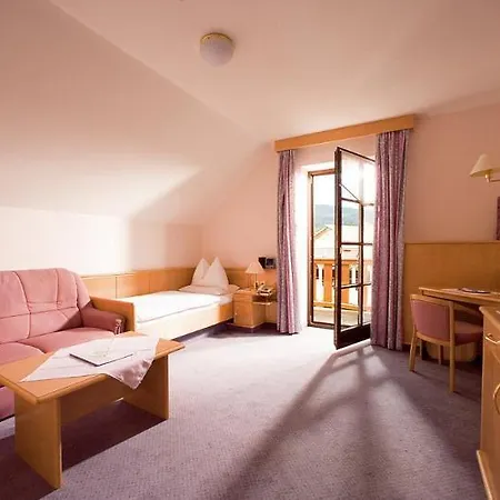 Hotel Mein Fast 4*